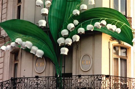 dior et le muguet|Comment le muguet a influencé les créations de .